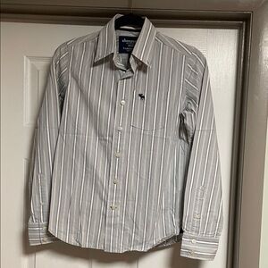 Abercrombie Kids Boy’s Vintage White and Gray Striped Shirt